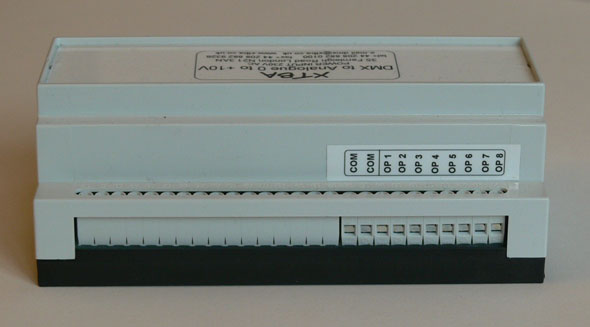 8 way DMX to Analogue DIN Rail